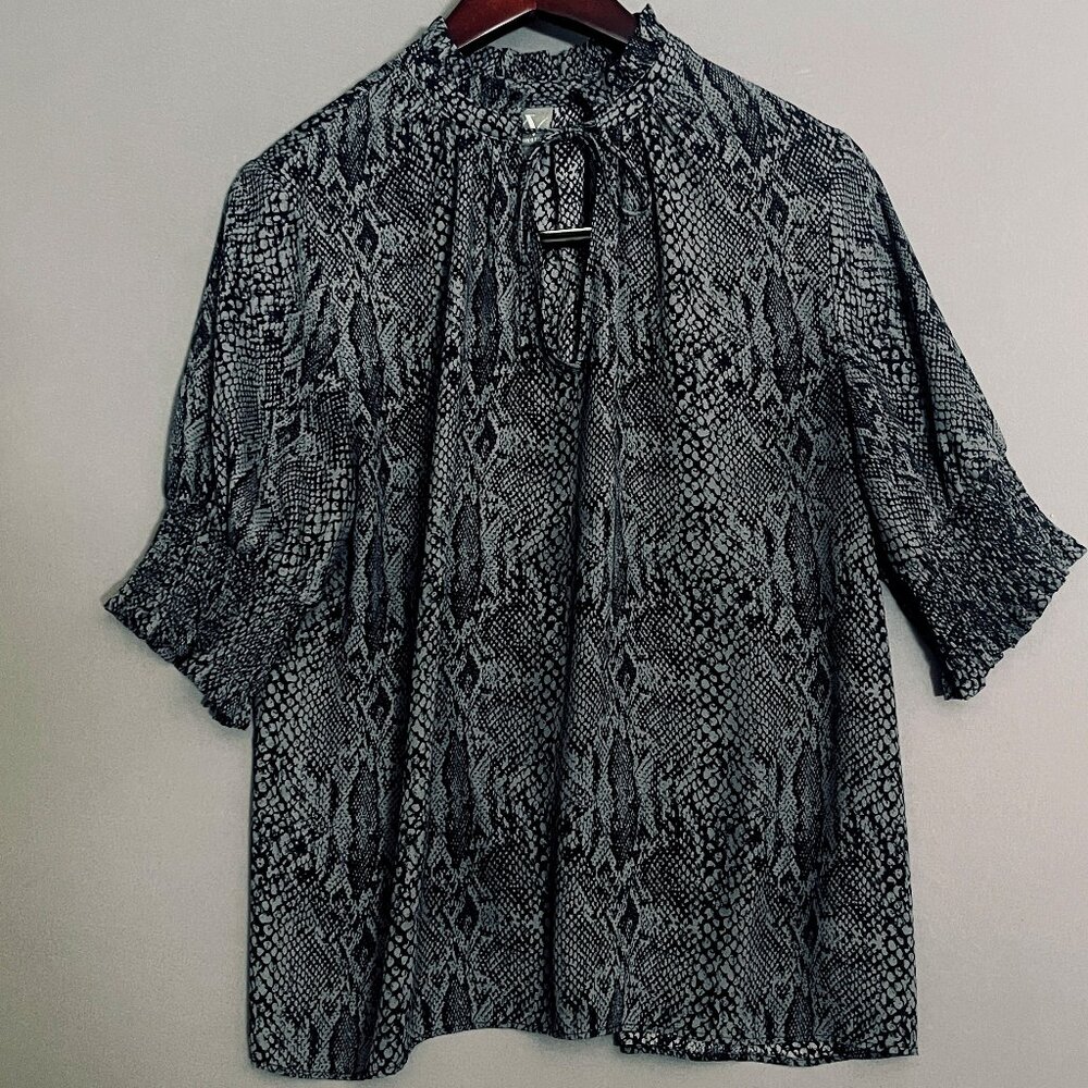 Worthington Black Snakeskin Pattern Blouse Large